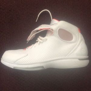 Nike Hurrache 2K4 basketball sneakers